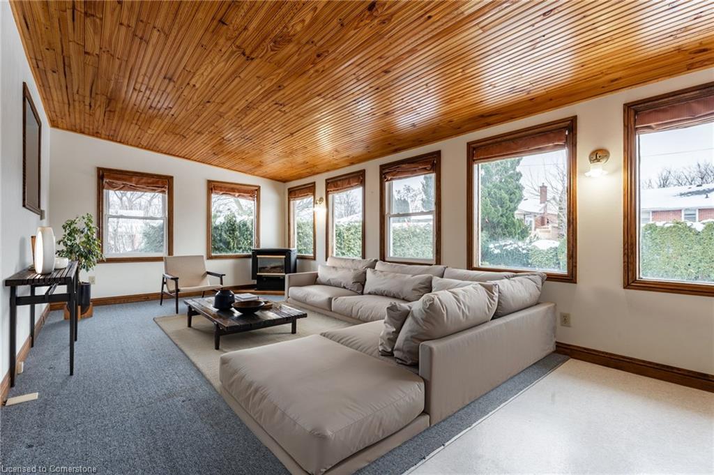 9 Rodney Avenue Property Photo 12