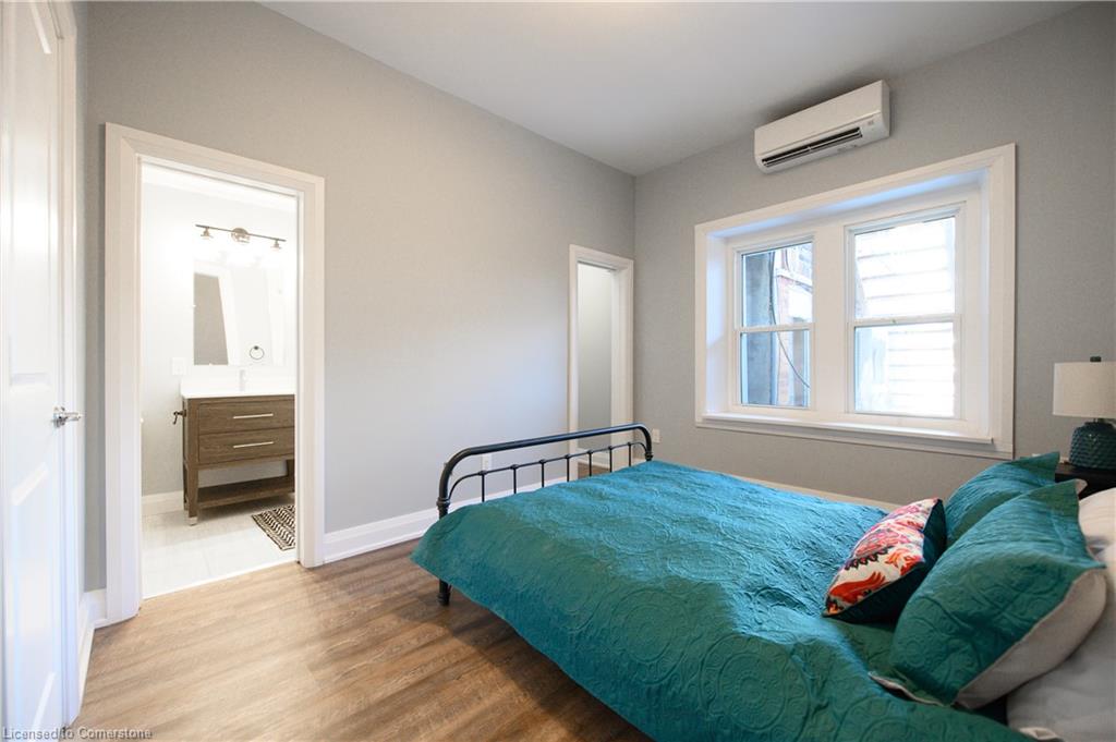 148 James Street S Property Photo 16