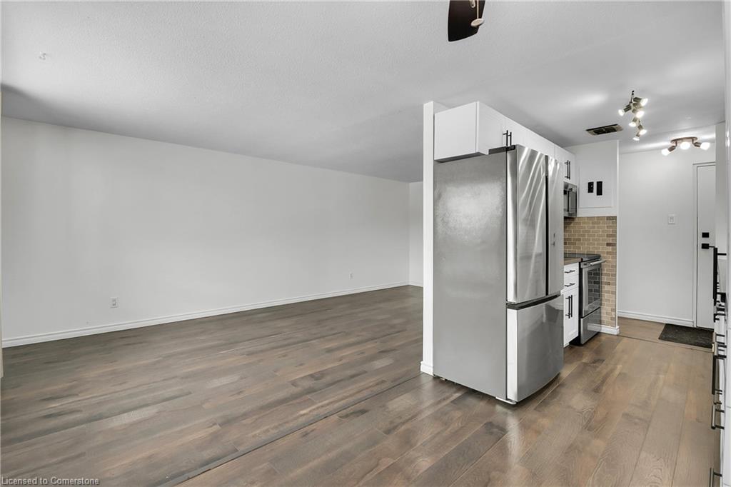 115-30 Avalon Place Property Photo 5