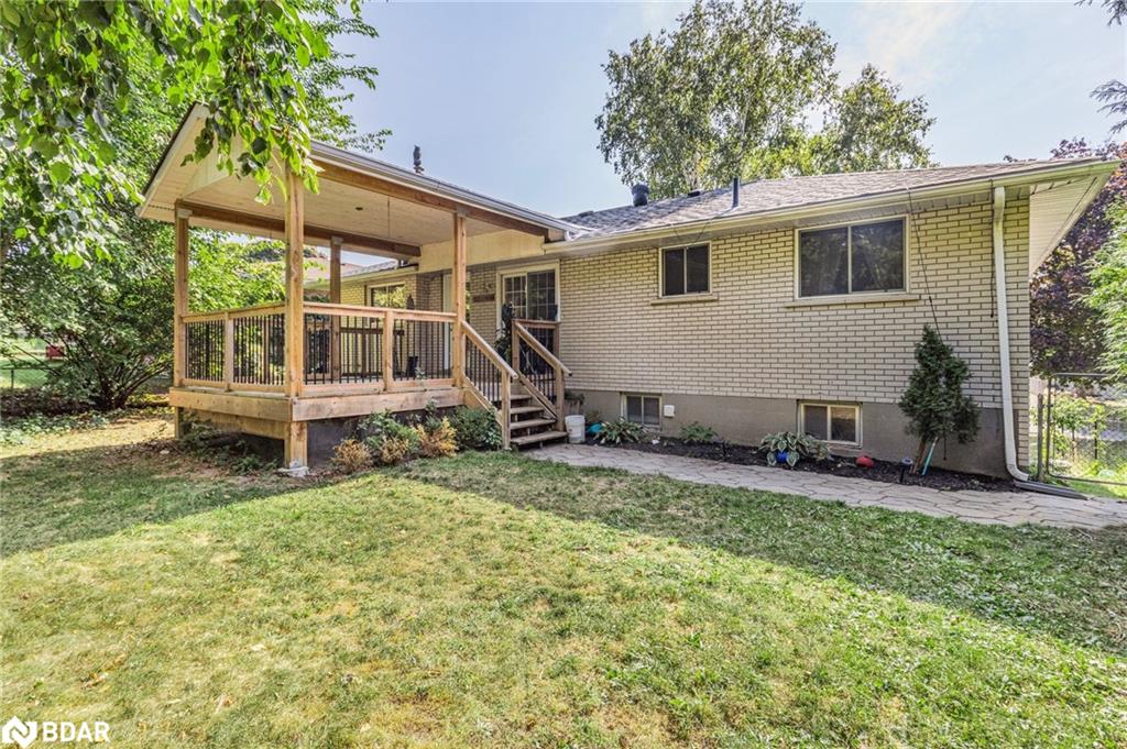 12 Roslyn Road Property Photo 4