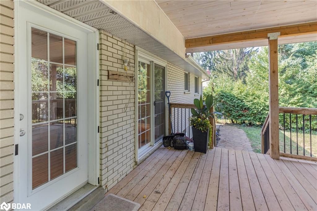 12 Roslyn Road Property Photo 8