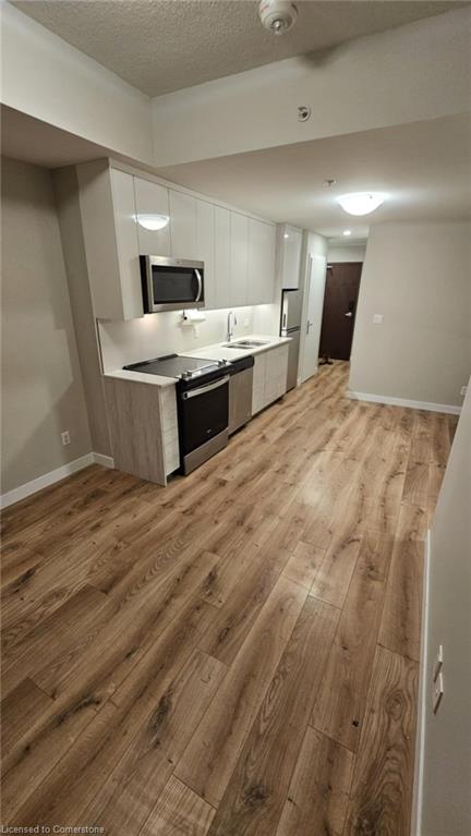 2404-60 Frederick Street Property Photo 3