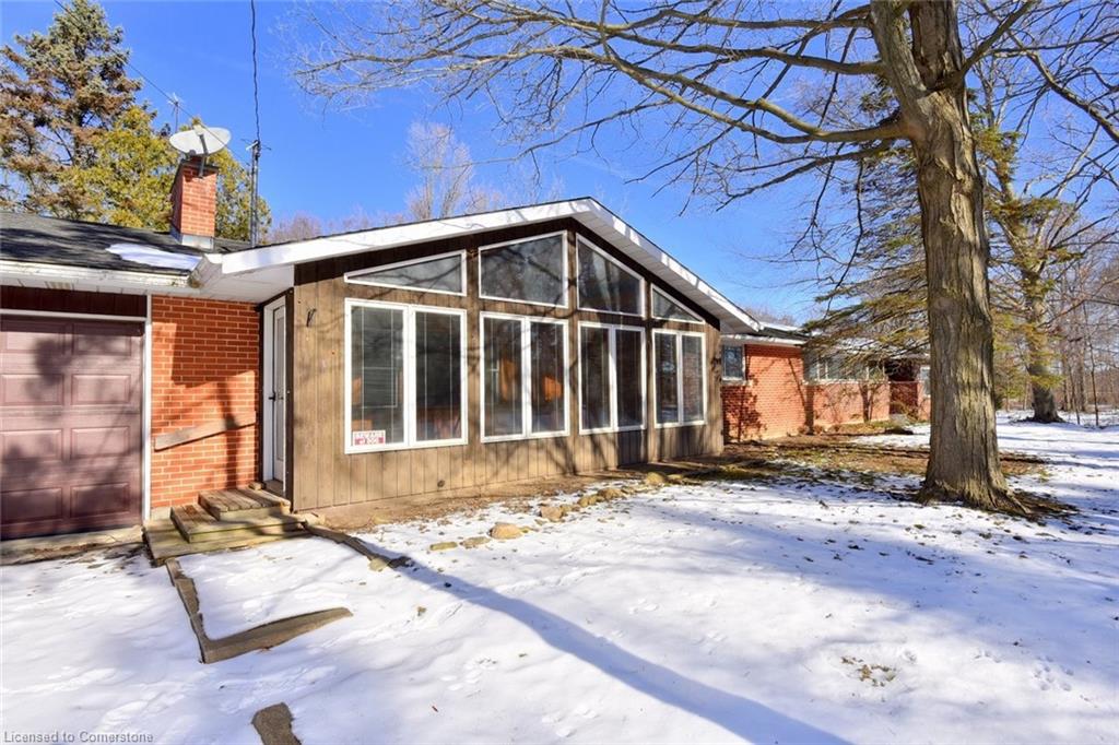 9360 Dickenson Road Road W Property Photo 3