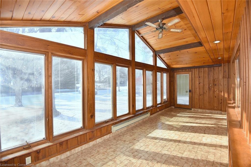 9360 Dickenson Road Road W Property Photo 7
