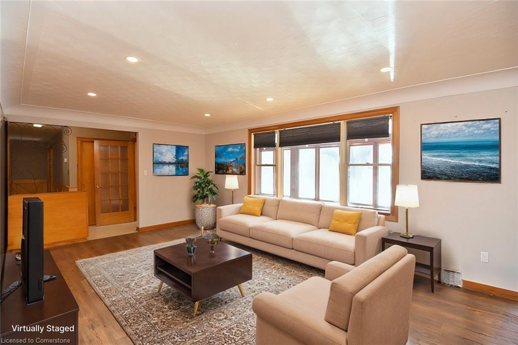 9360 Dickenson Road Road W Property Photo 10