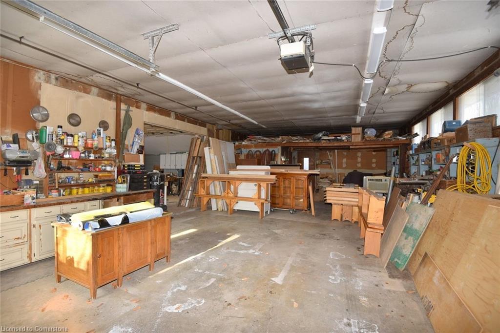 9360 Dickenson Road Road W Property Photo 31