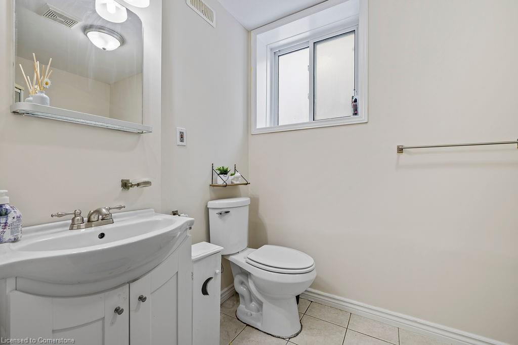 291 St Lawrence Drive Property Photo 13
