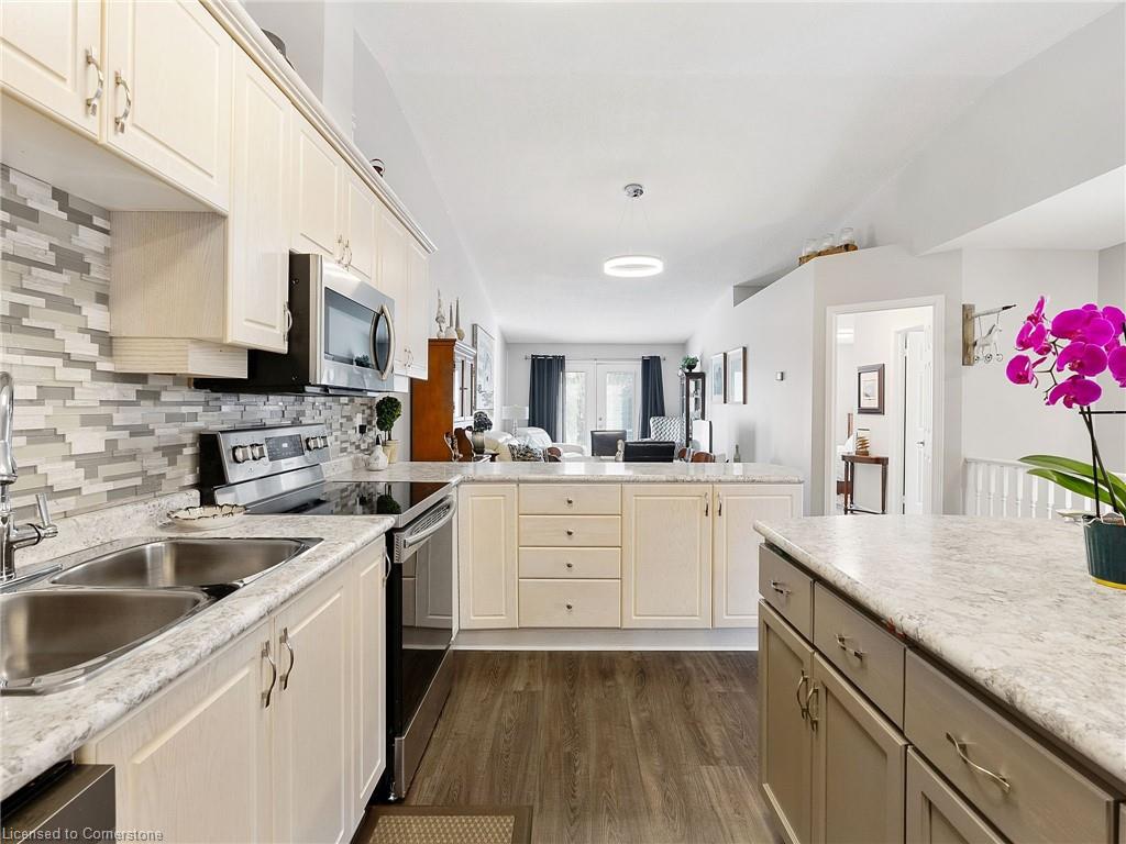 22 Cedar Street Property Photo 12