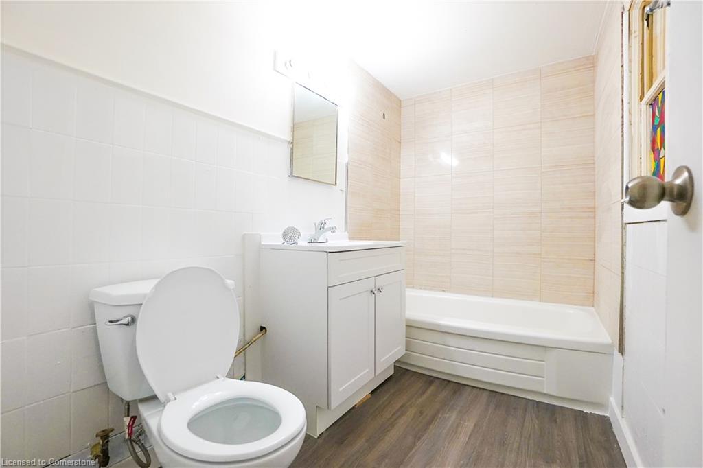 839 Mosley Street Property Photo 30