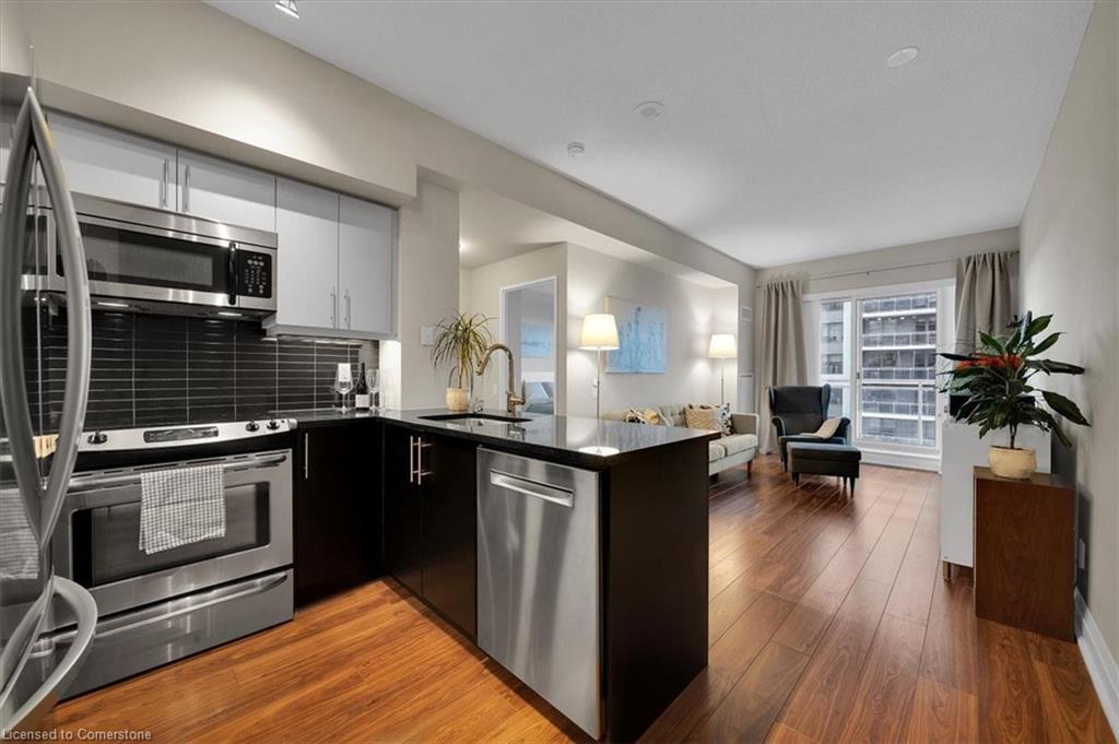 1306-83 Redpath Avenue Property Photo