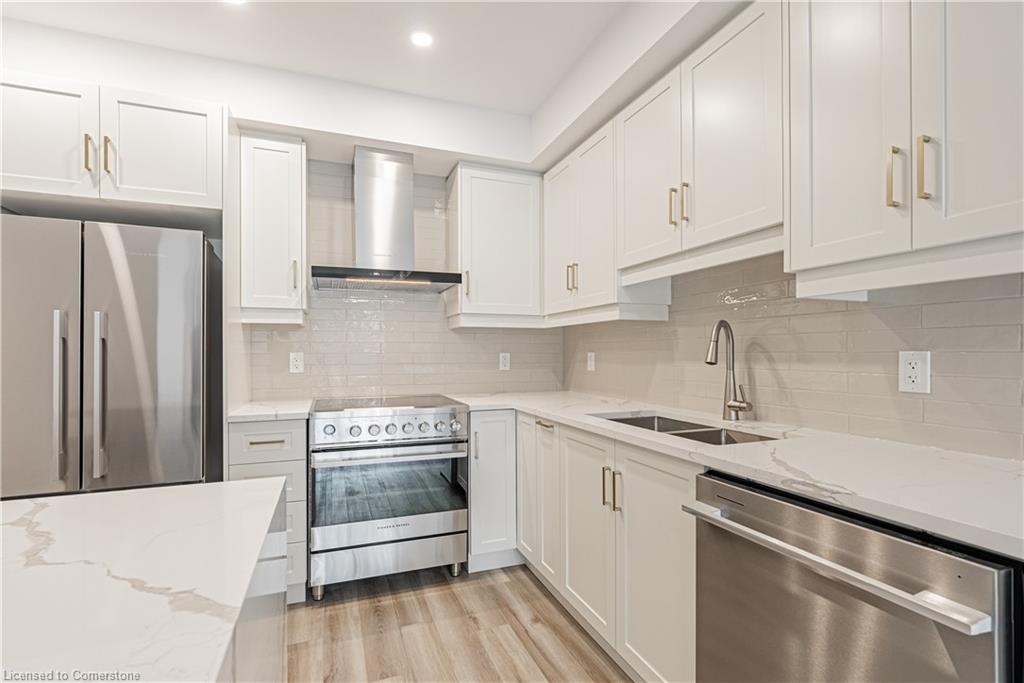 103-153 Wilson Street W Property Photo 10