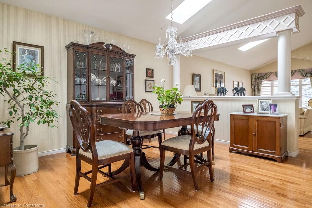 60 Redfern Avenue Property Photo 10