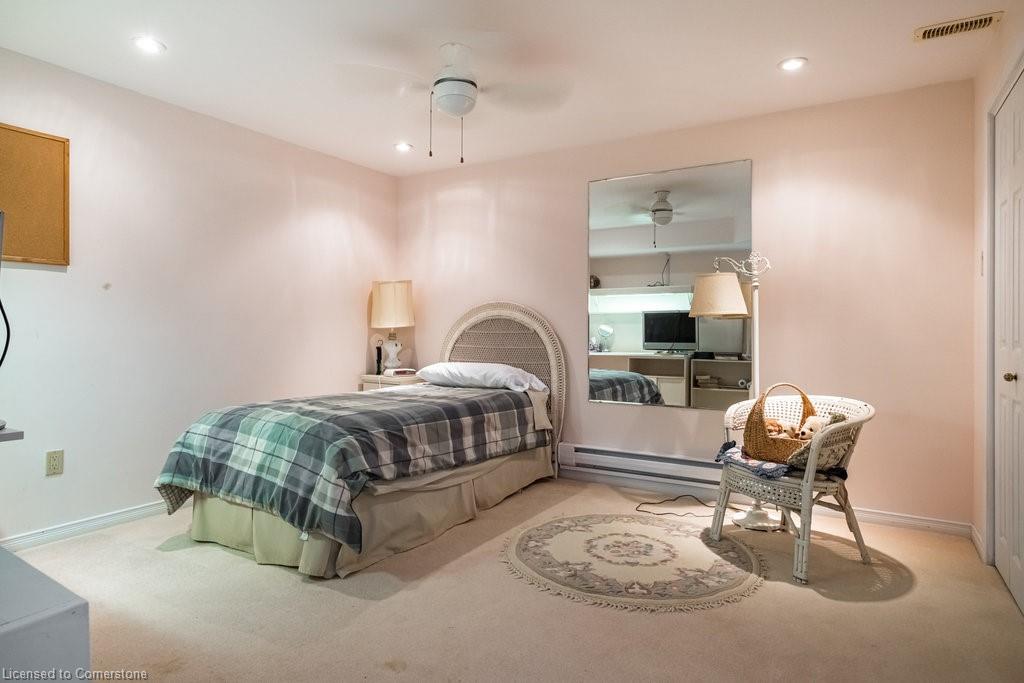 60 Redfern Avenue Property Photo 27