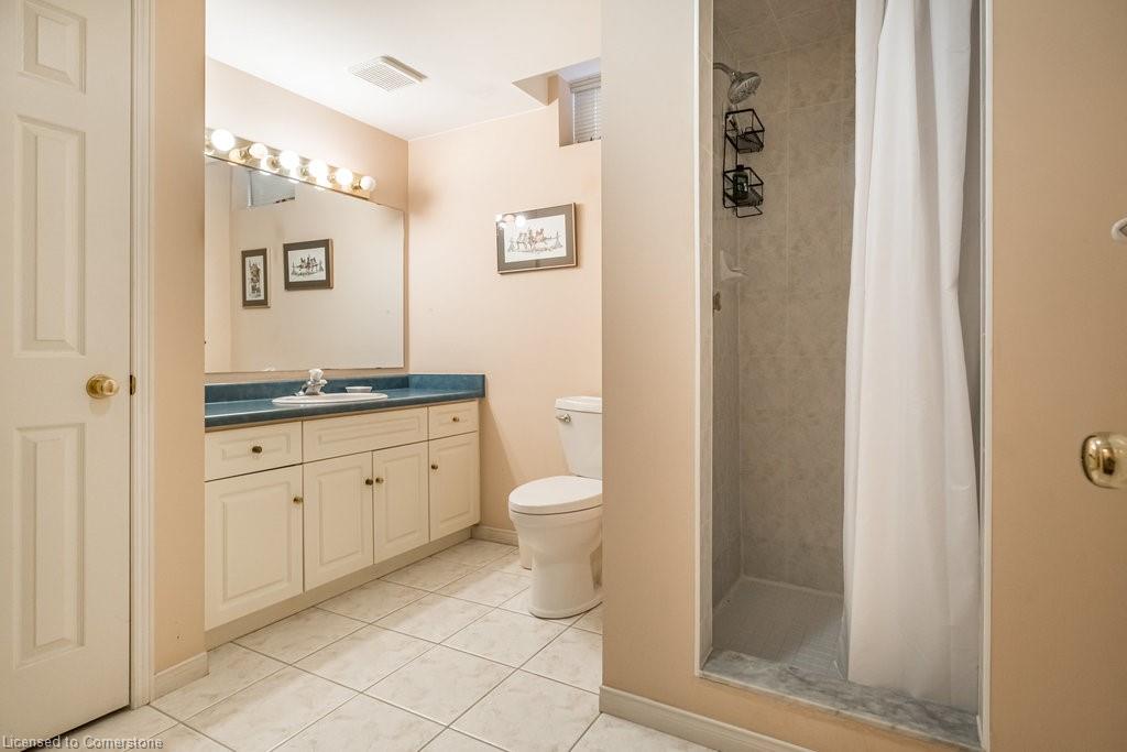 60 Redfern Avenue Property Photo 30