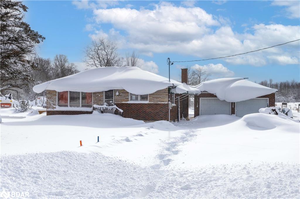 202262 21 Highway Property Photo