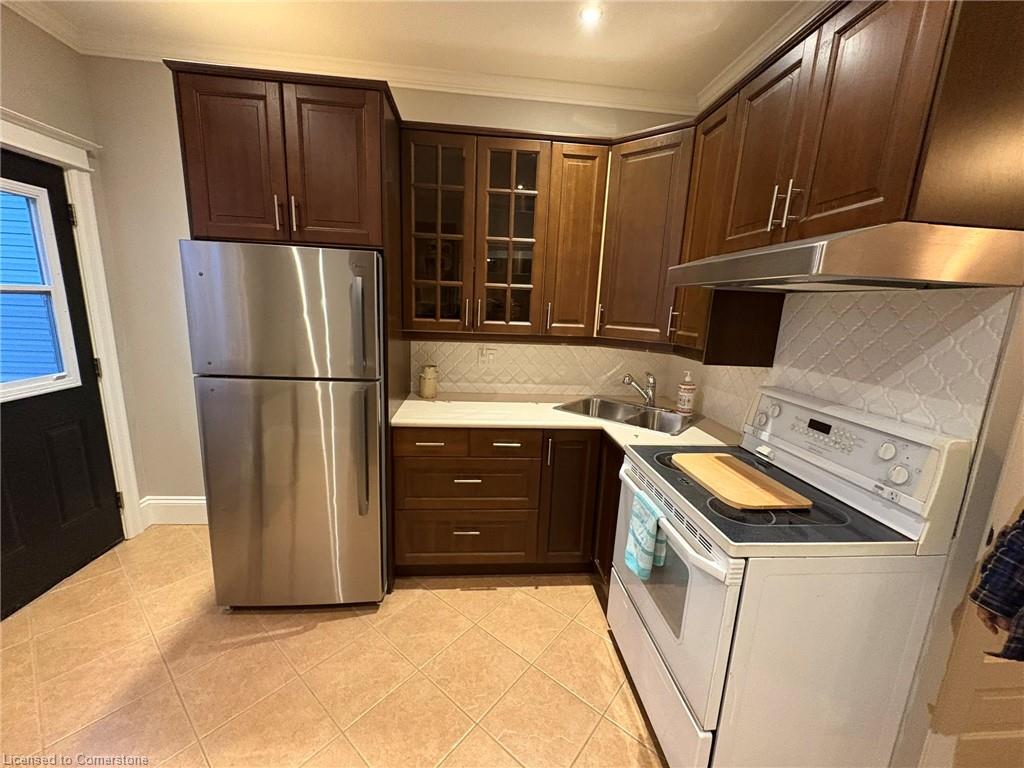 691 Wilson Street Property Photo 10