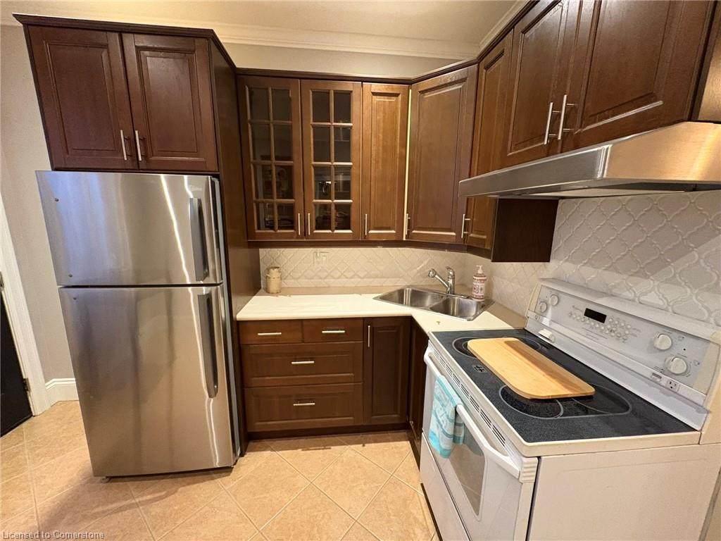 691 Wilson Street Property Photo 12