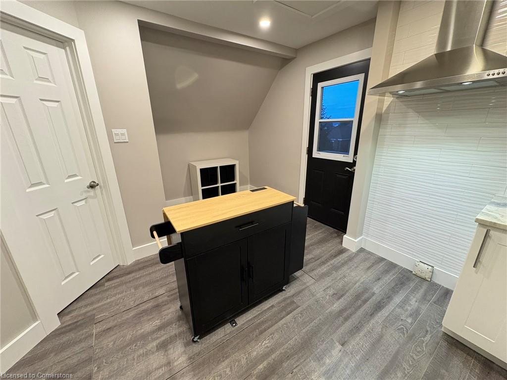 691 Wilson Street Property Photo 31
