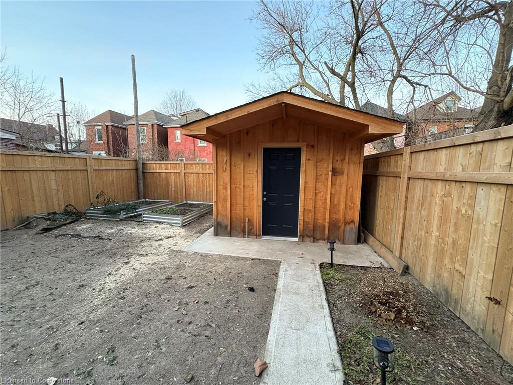 691 Wilson Street Property Photo 35