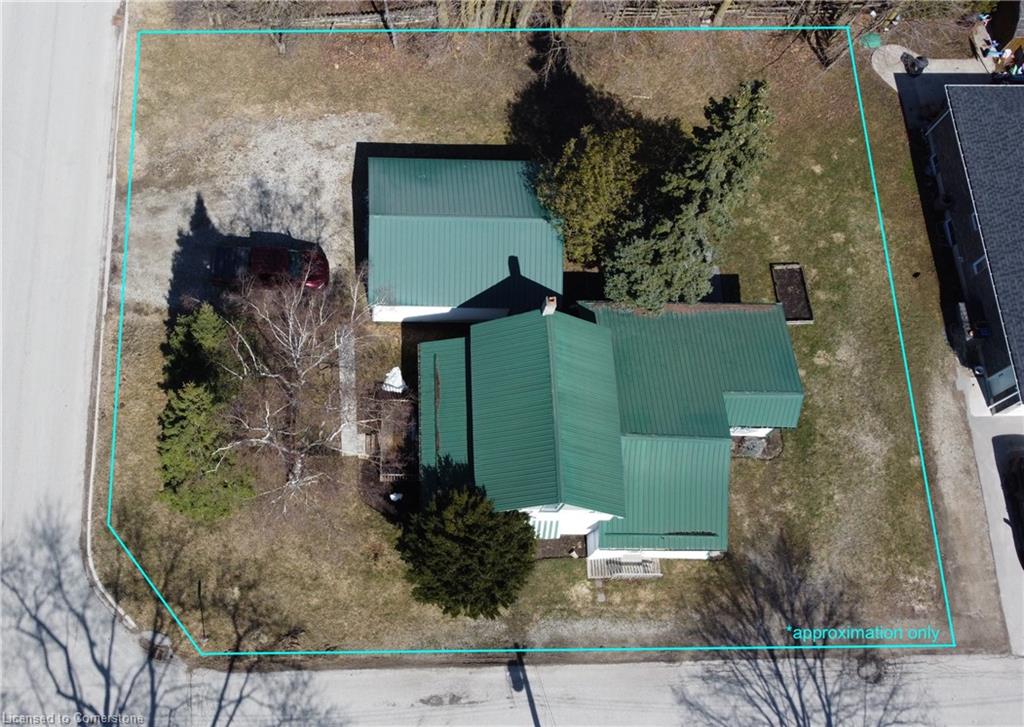 570 Lowe Street Property Photo 4