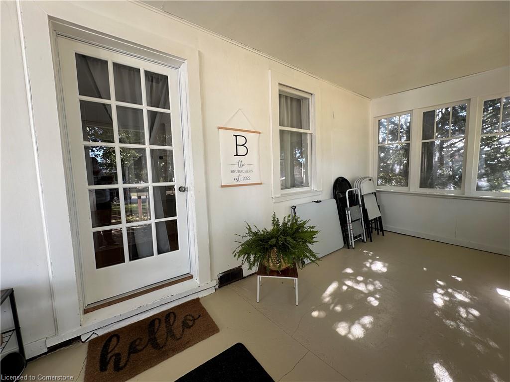 570 Lowe Street Property Photo 13