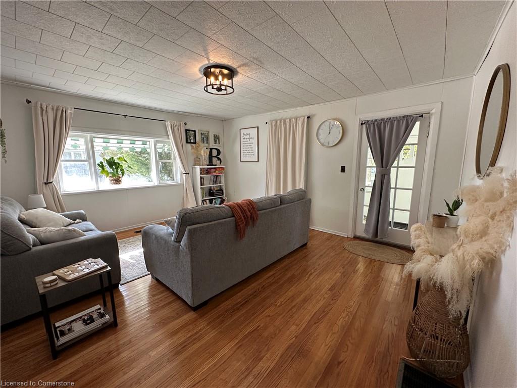 570 Lowe Street Property Photo 18