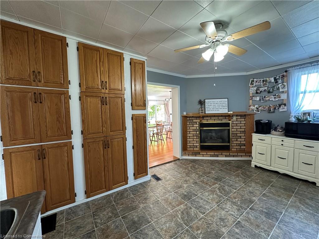 570 Lowe Street Property Photo 22