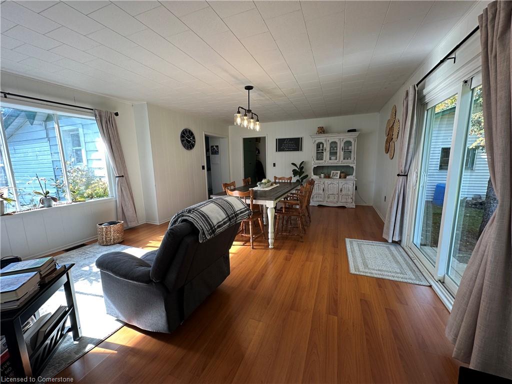 570 Lowe Street Property Photo 29