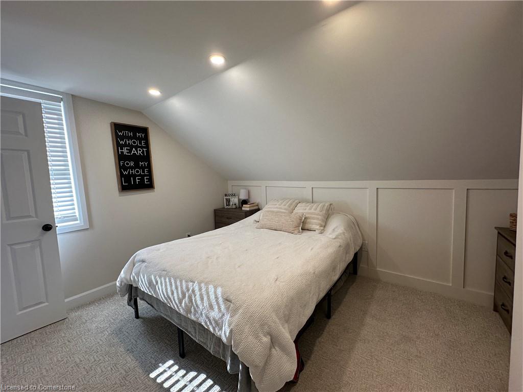 570 Lowe Street Property Photo 32