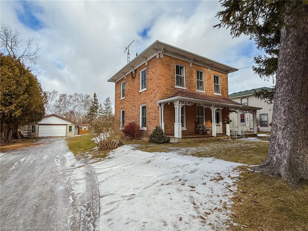 1497 Old Brock Street Property Photo