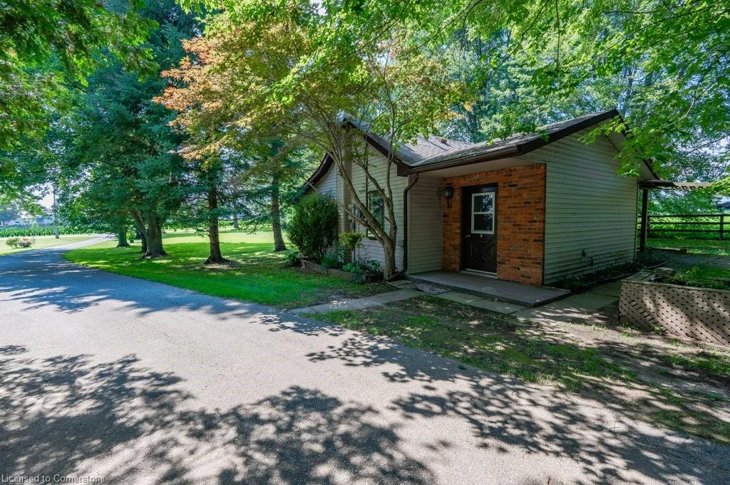 682 Westover Road Property Photo 23