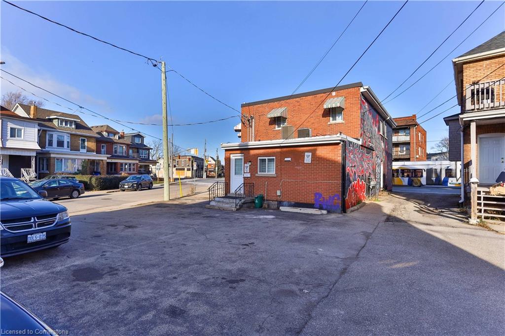 1256 King Street E Property Photo 4