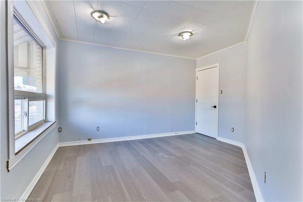 1256 King Street E Property Photo 12