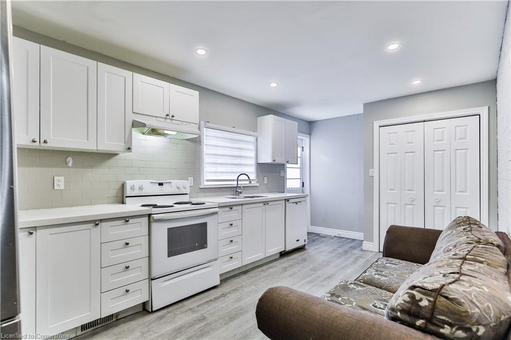 1256 King Street E Property Photo 17
