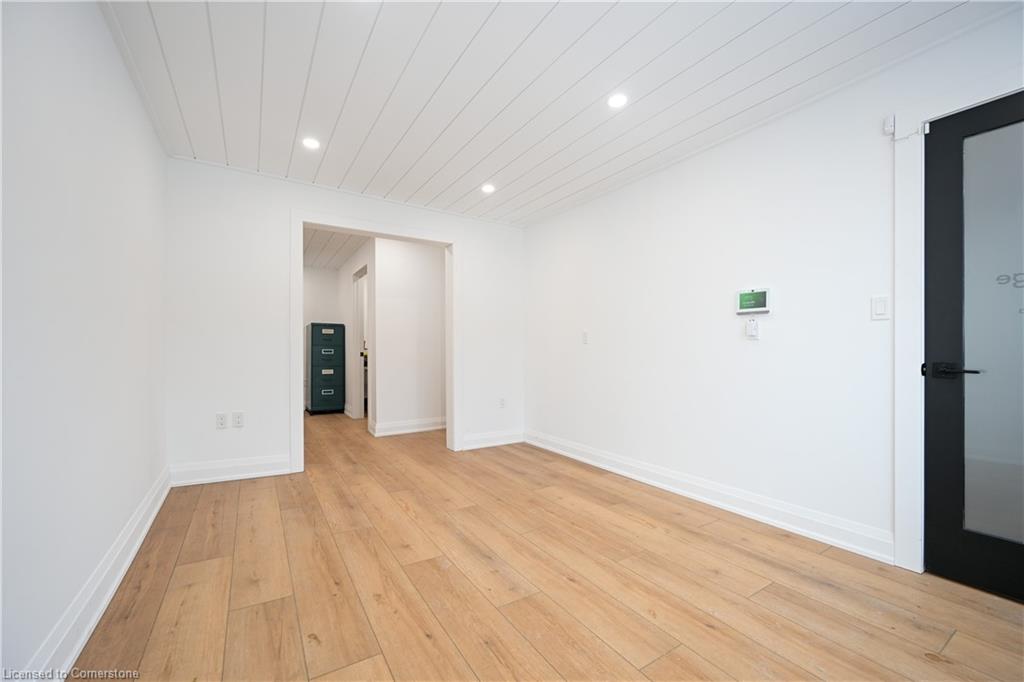 4968 King Street Property Photo 10