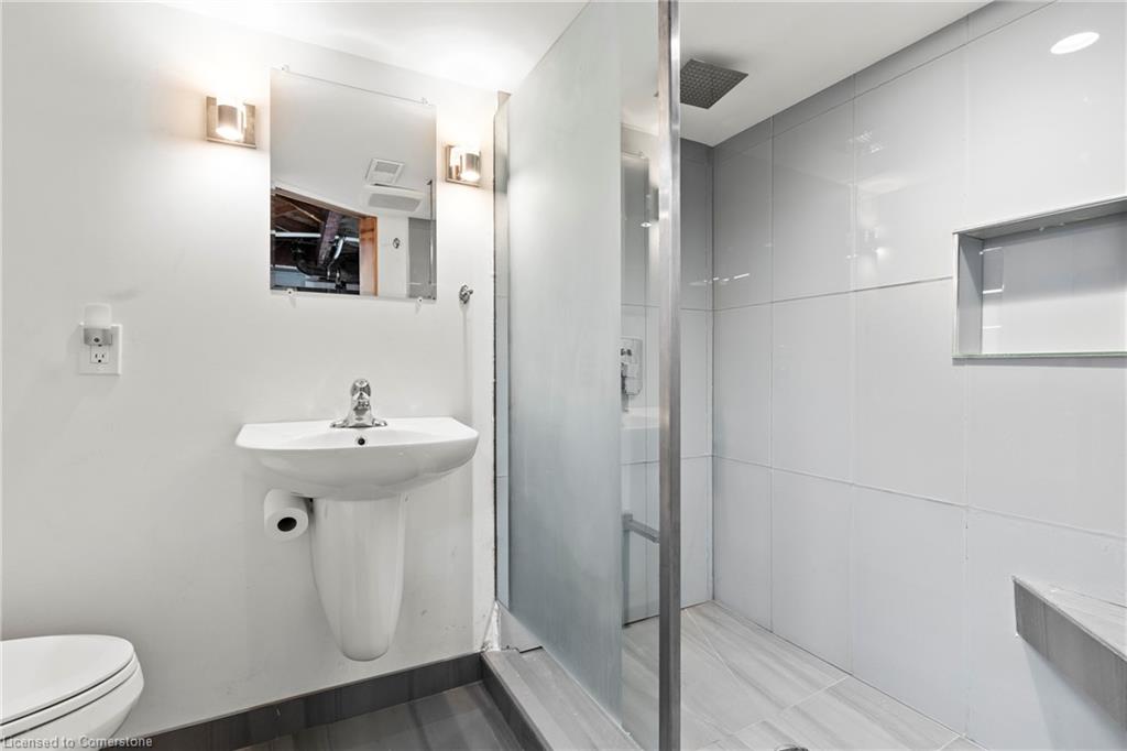5331 Greenlane Road Property Photo 27