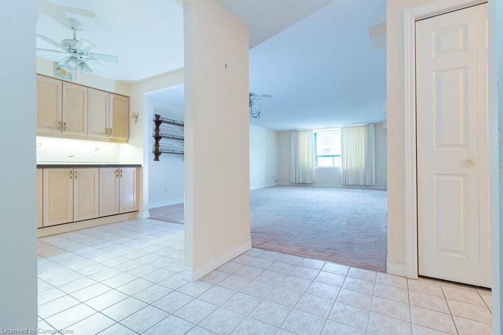 102-5 Ogilvie Street Property Photo 6