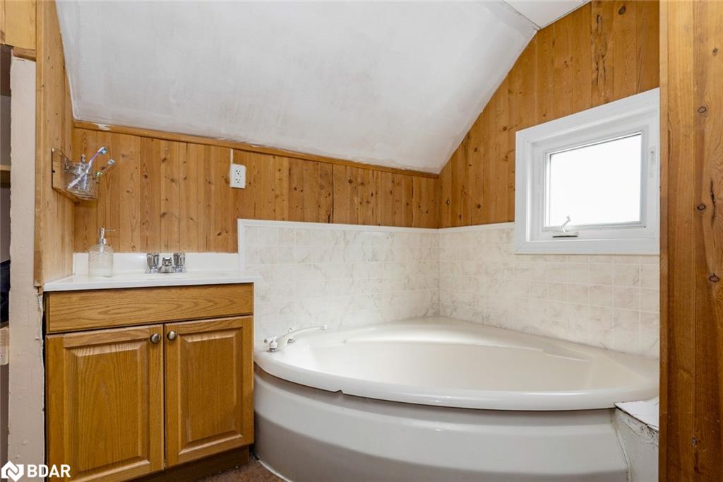 835 11th Street W Property Photo 21