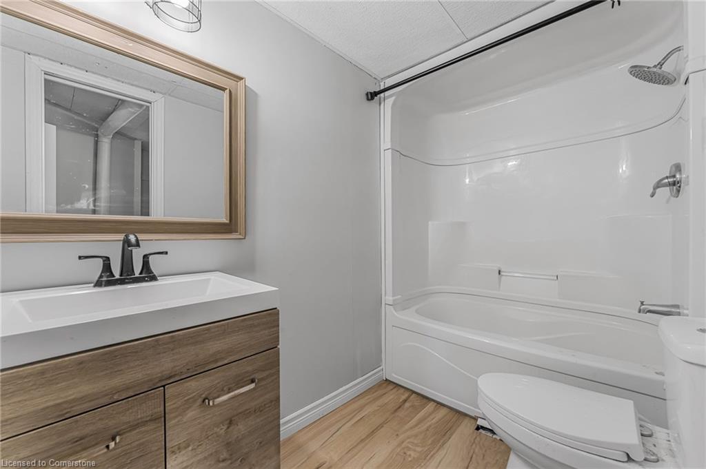 64067 Wellandport Road Property Photo 15