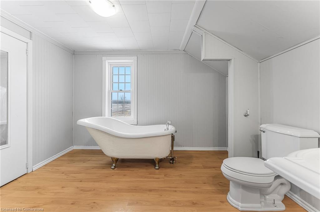 64067 Wellandport Road Property Photo 23