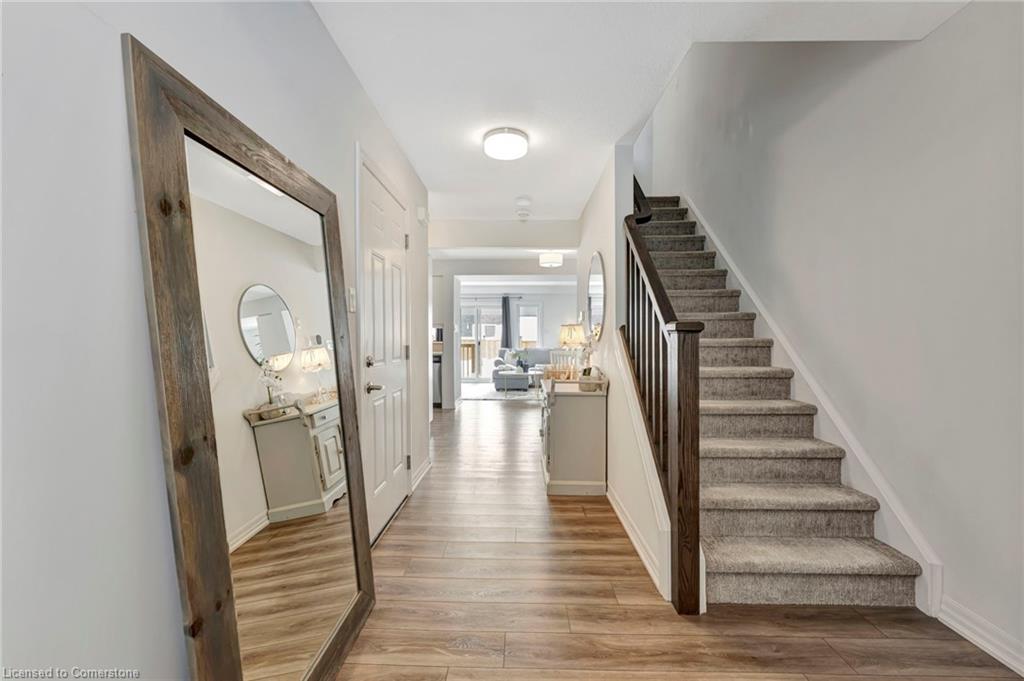 48 Bawcutt Crescent Property Photo 6