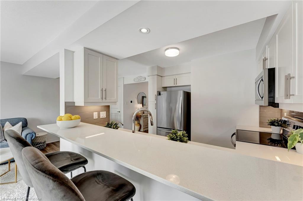 48 Bawcutt Crescent Property Photo 14
