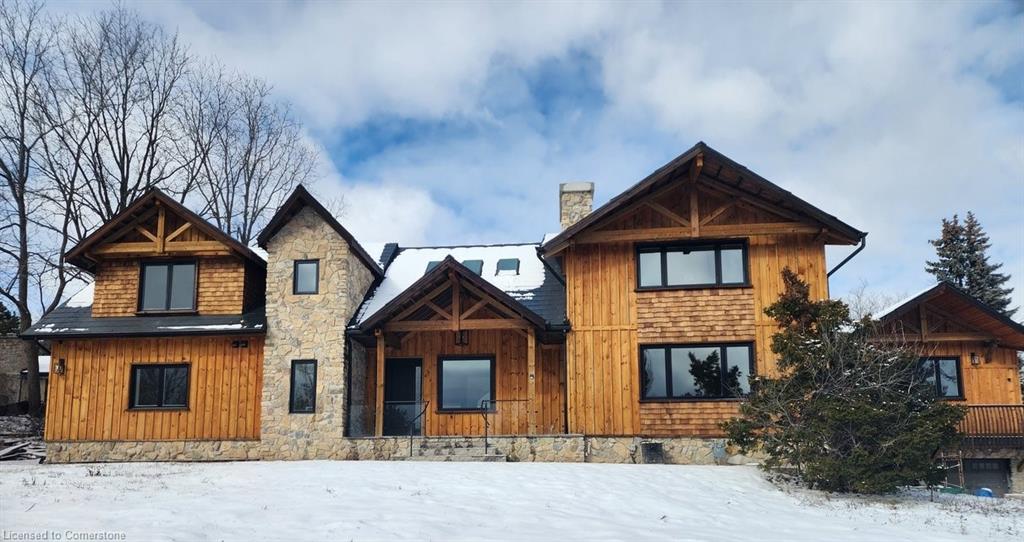 2019 Dundas Street Property Photo 3