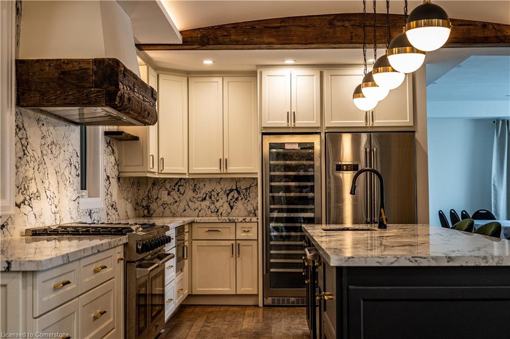 2019 Dundas Street Property Photo 5