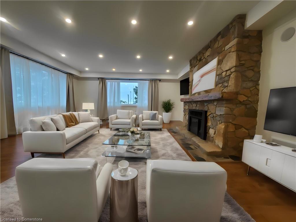 2019 Dundas Street Property Photo 9