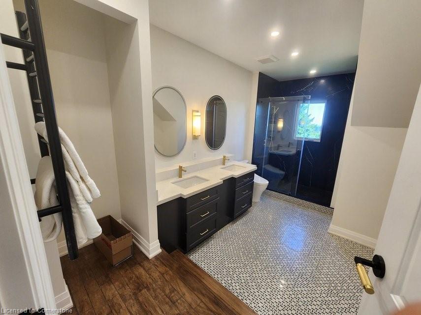 2019 Dundas Street Property Photo 16
