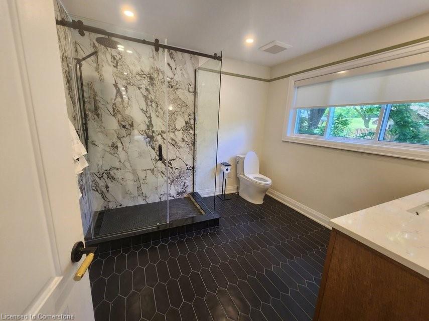 2019 Dundas Street Property Photo 18