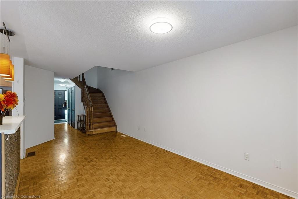5352 Byford Place Property Photo 7