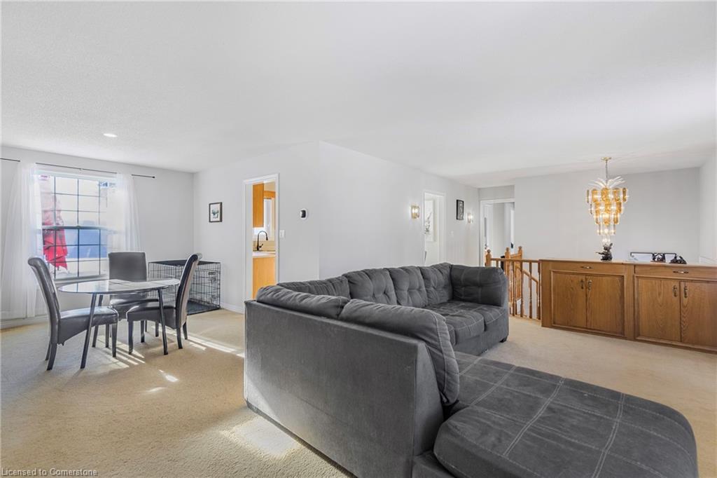 231 Freelton Road Property Photo 8