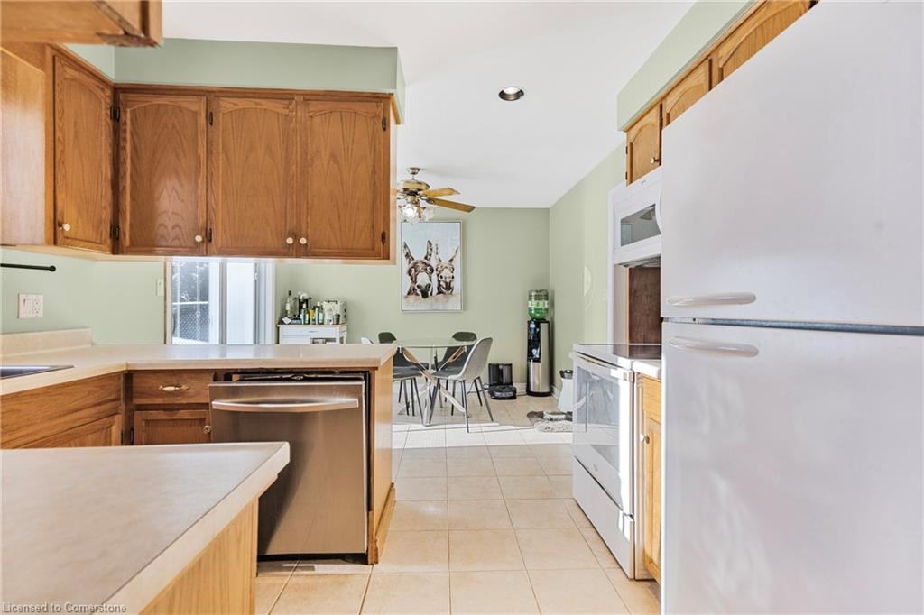 231 Freelton Road Property Photo 13